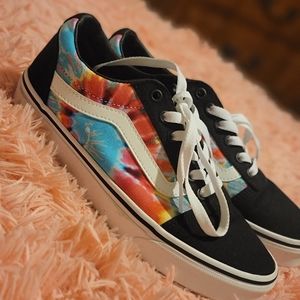 Limited edition Women's Van's size 7